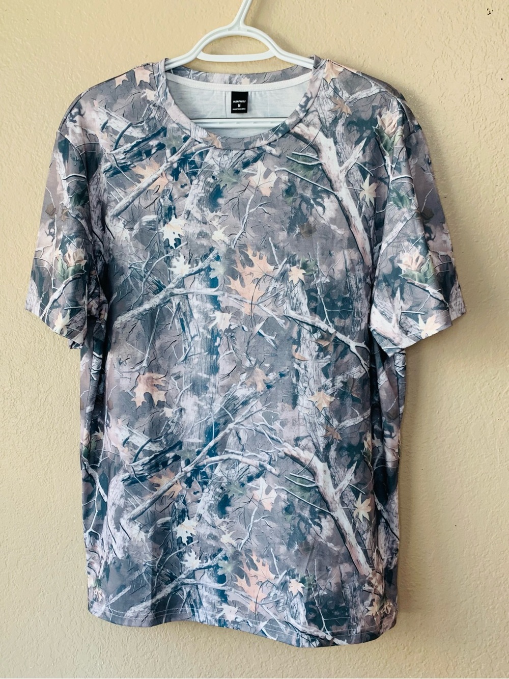 Manfinity Camo Hunting Fishing Lightweight Tee Size M